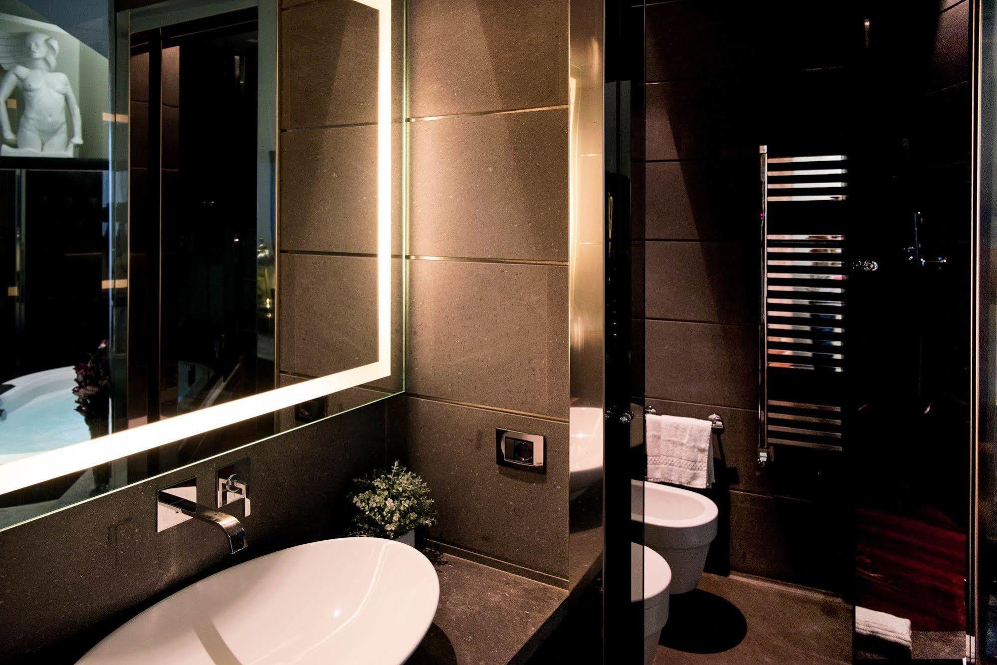 Le Stanze Di Federica Hotel Rome Bagian luar foto