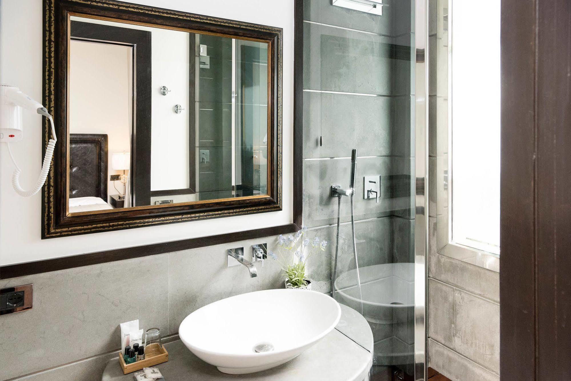 Le Stanze Di Federica Hotel Rome Bagian luar foto