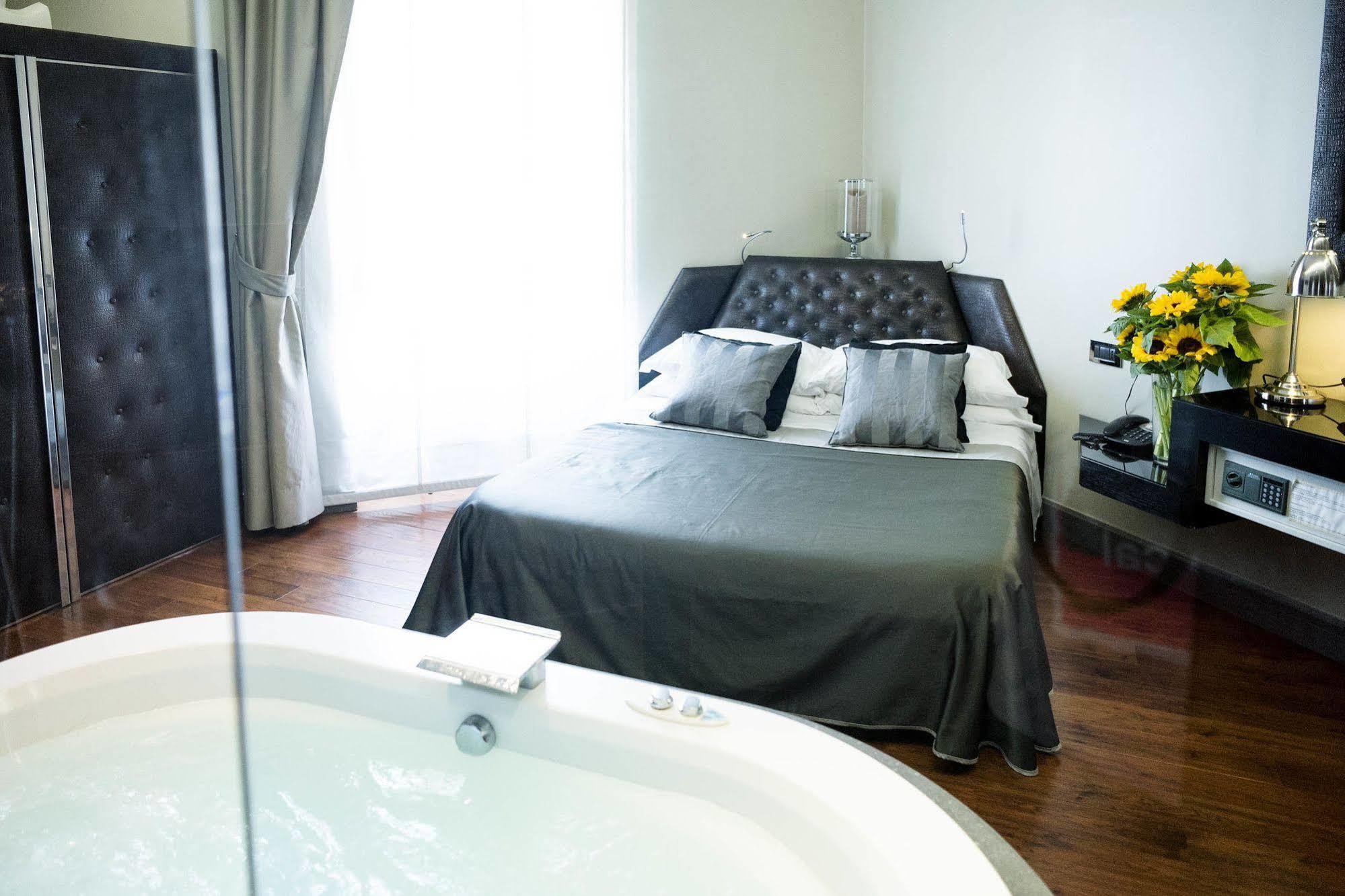 Le Stanze Di Federica Hotel Rome Bagian luar foto