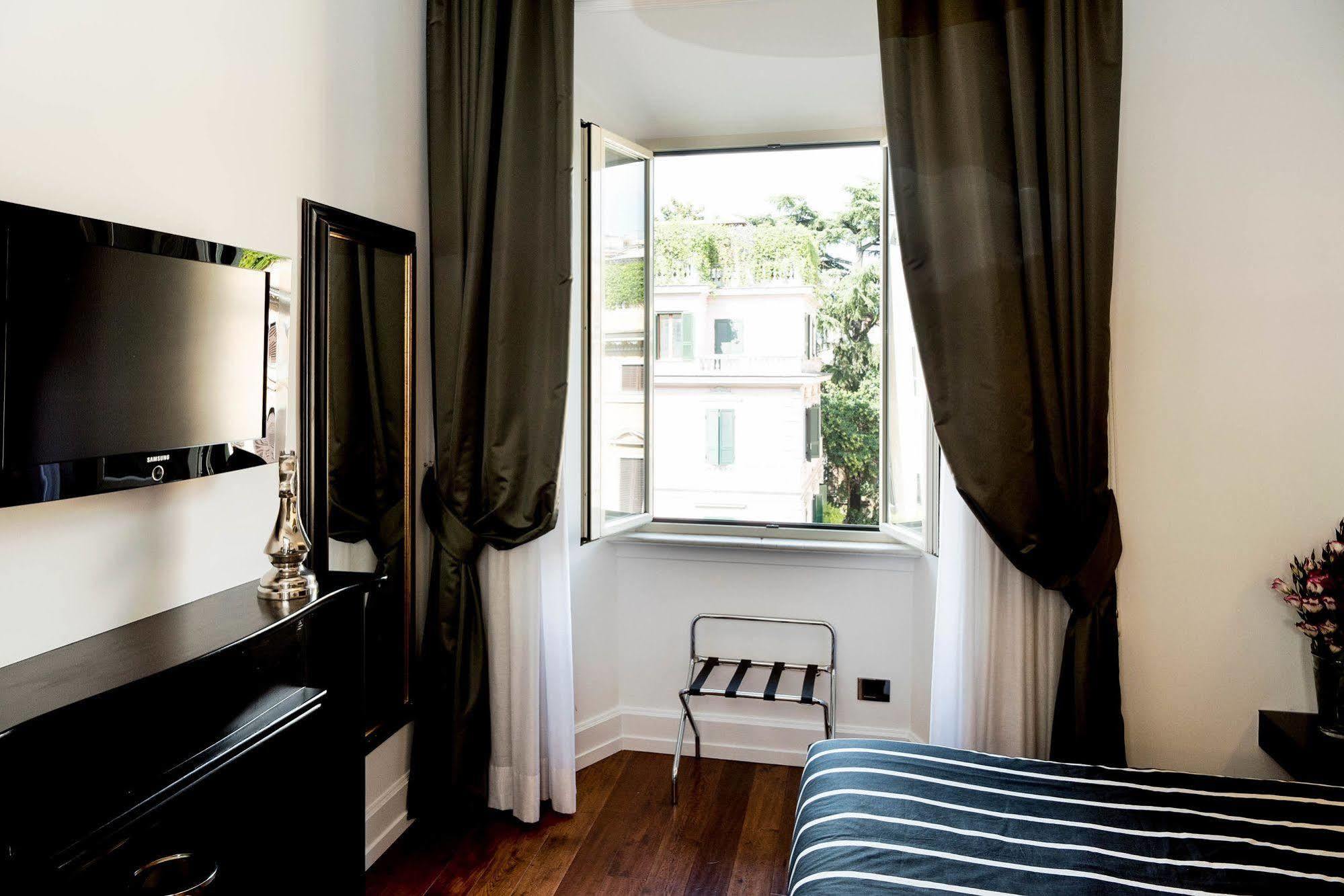 Le Stanze Di Federica Hotel Rome Bagian luar foto